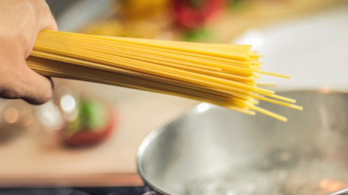 spaghetti-569067_1280