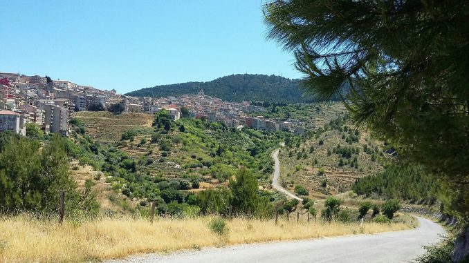 Chiaramonti Gumfi Chiaramonte Gulfi, het balkon van het zuiden van Sicilië