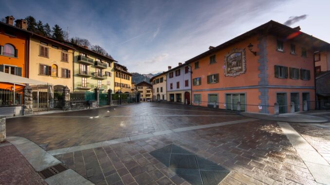 5. Piazza Pozzo