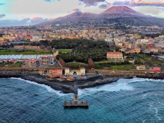 Baai van Napels, zicht op Vesuvius