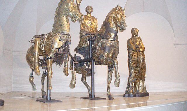 Bronzi dorati Bronzi dorati