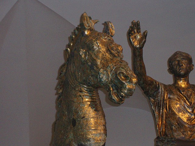 Bronzi dorati