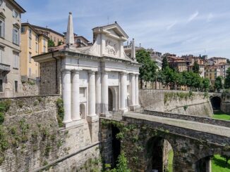Porta San Giacomo, Bergamo