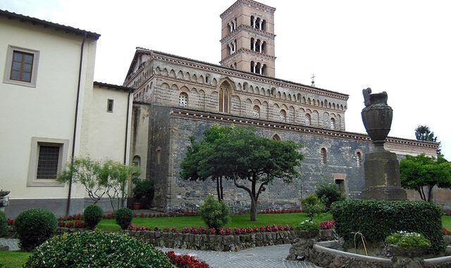 Grottaferrata San Nilo Cortile Grottaferrata, binnenplein van de abdij San Nilo