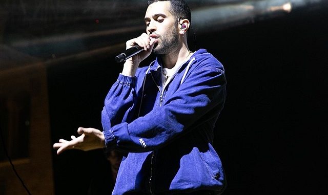 Mahmood treedt op in Pavia (2019) Mahmood treedt op in Pavia (2019)