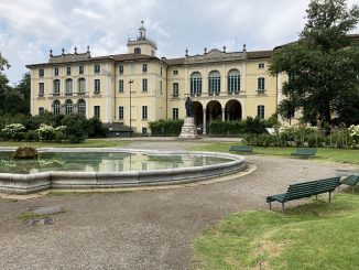 Palazzo Dugnani in de Giardini Pubblici Indro Montanelli