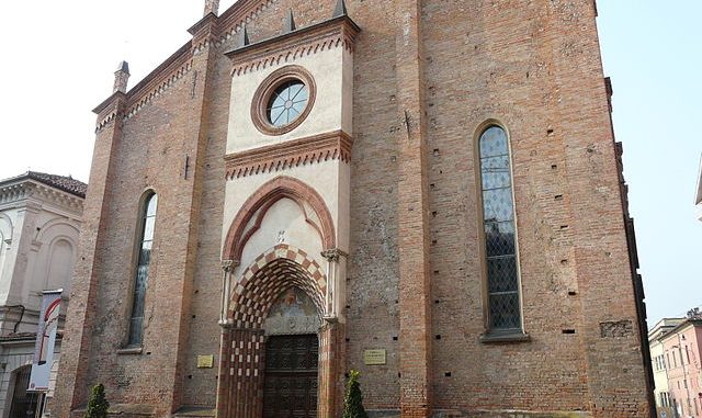 Alba-chiesa_san_domenico-640x480