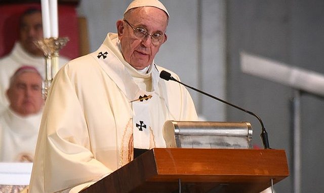 Pope_Francis_Apostolic_Journey_to_Mexico_-_-_24915976171-1