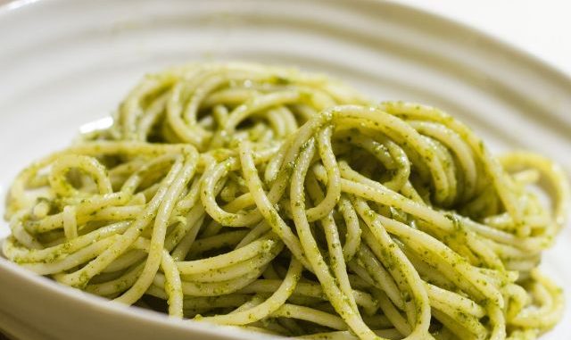 linguine pesto